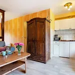 Ferienzimmer Kranichnest شقة زنغست