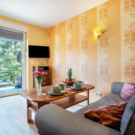 Ferienzimmer Kranichnest * زنغست